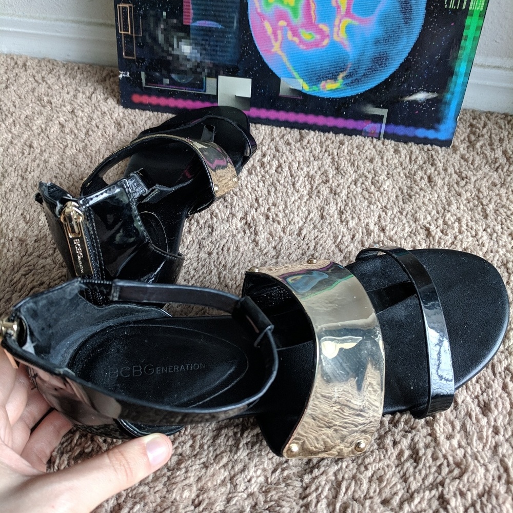 BCBG Gladiator Sandlas